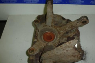 Pivot de moyeu avant droit HYUNDAI ACCENT 1