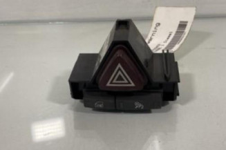 Bouton de warning OPEL CORSA D Photo n°1