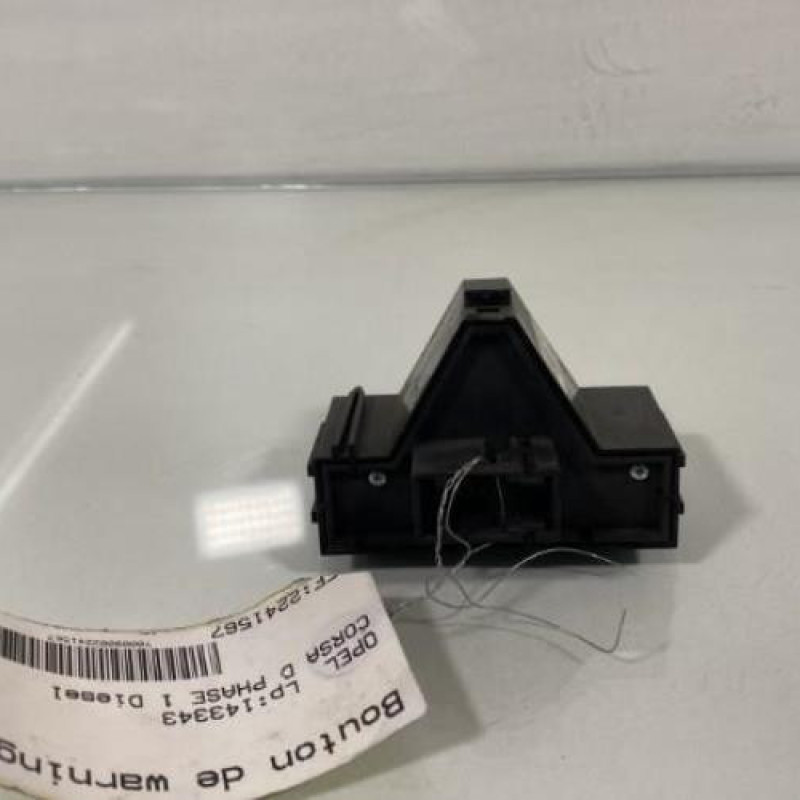 Bouton de warning OPEL CORSA D Photo n°3