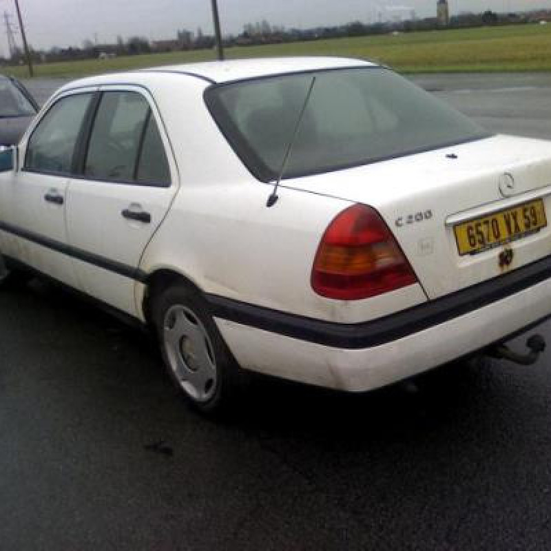 Porte arriere droit MERCEDES CLASSE C 202 Photo n°4
