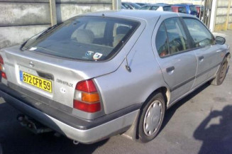 Retroviseur droit NISSAN PRIMERA 1