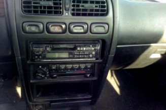 Retroviseur droit NISSAN PRIMERA 1