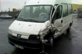 Calandre PEUGEOT BOXER 2 Photo n°1