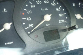 Bras essuie glace avant droit RENAULT CLIO 2