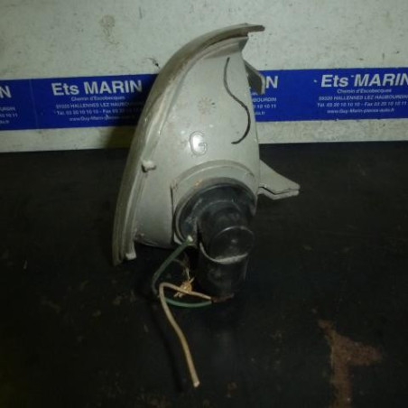 Optique avant secondaire gauche (feux)(clignotant) PEUGEOT 405