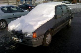 Optique avant secondaire gauche (feux)(clignotant) OPEL KADETT E