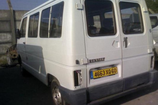 Traverse superieure RENAULT TRAFIC 1