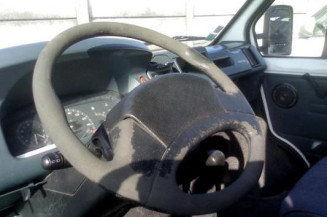 Traverse superieure RENAULT TRAFIC 1