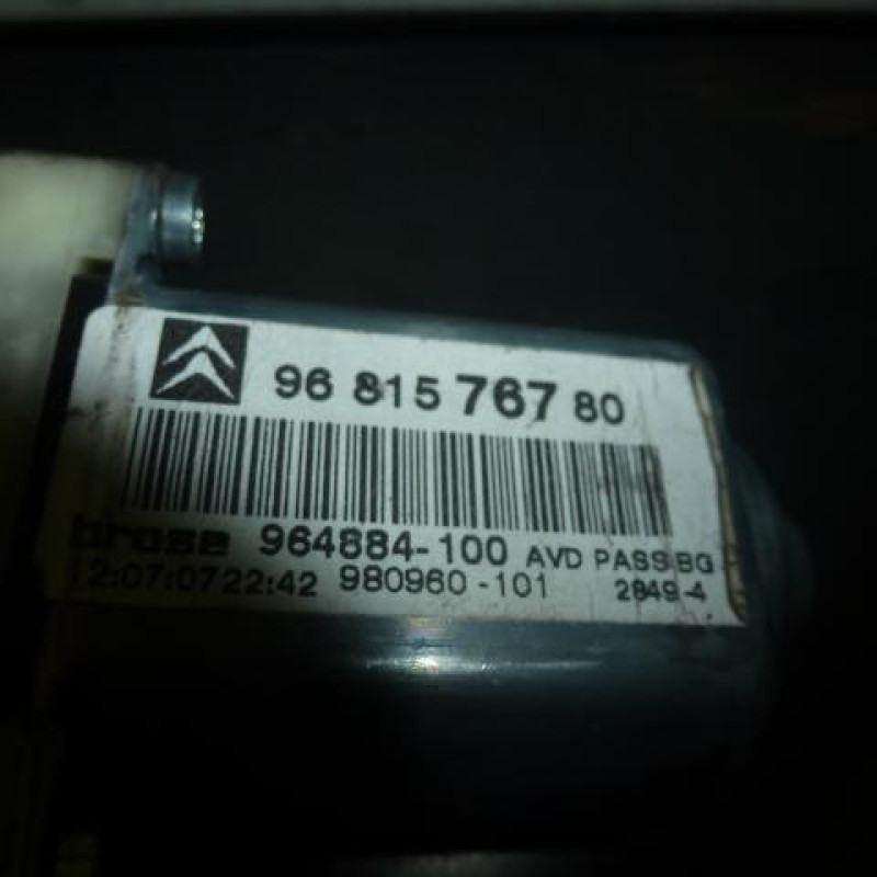 Leve vitre electrique avant droit CITROEN C4 1 Photo n°4