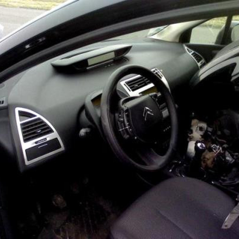 Bouton de warning CITROEN C4 1 Photo n°8