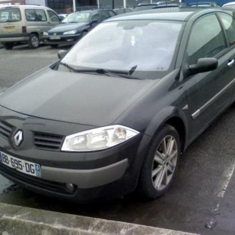 Traverse superieure RENAULT MEGANE 2 Photo n°1