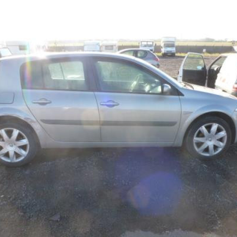 Traverse superieure RENAULT MEGANE 2 Photo n°4
