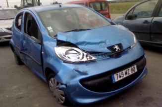 Moteur essuie glace avant PEUGEOT 107