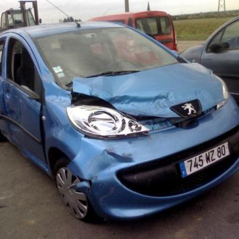 Moteur essuie glace avant PEUGEOT 107 Photo n°4