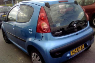 Moteur essuie glace avant PEUGEOT 107