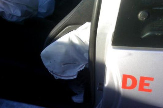Bouton de warning PEUGEOT 206+
