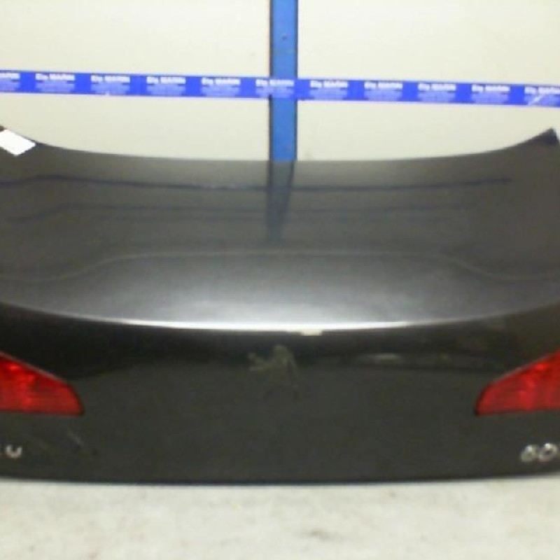 Malle/Hayon arriere PEUGEOT 607 Photo n°1