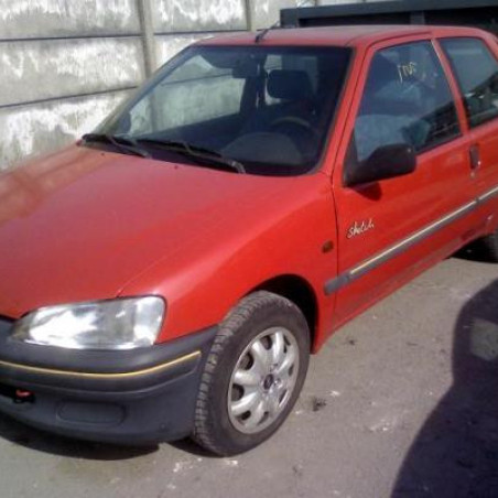 Pare choc avant PEUGEOT 106 Photo n°1