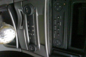 Bras essuie glace avant gauche RENAULT LAGUNA 2