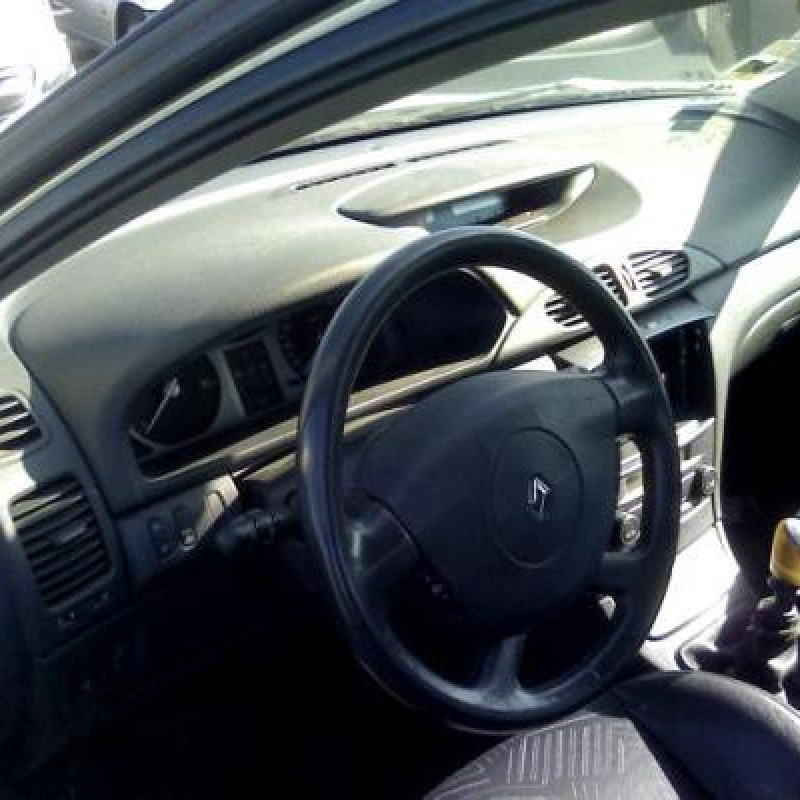 Traverse superieure RENAULT LAGUNA 2 Photo n°5