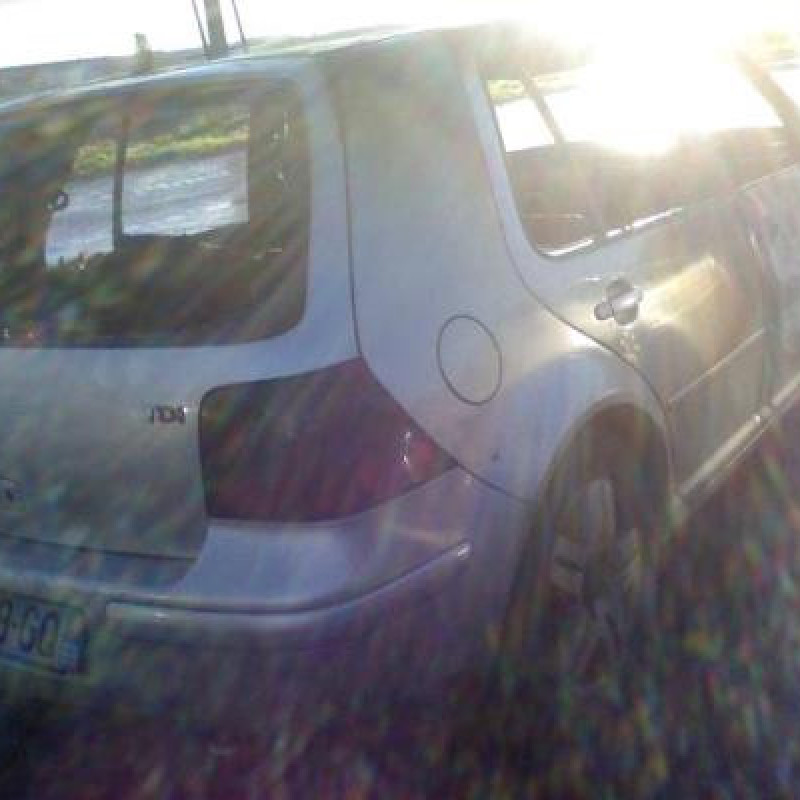 Bloc ABS (freins anti-blocage) VOLKSWAGEN GOLF 4 Photo n°4