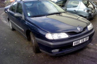 Retroviseur droit RENAULT LAGUNA 1