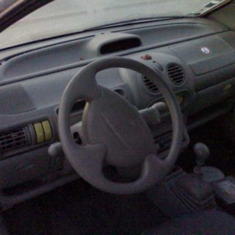 Pare choc arriere RENAULT TWINGO 1 Photo n°5