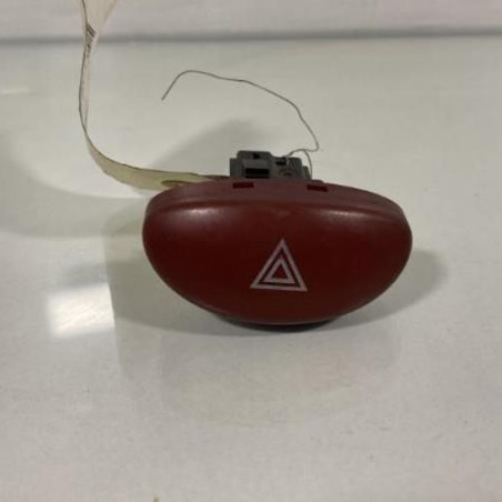 Bouton de warning PEUGEOT 206 Photo n°1