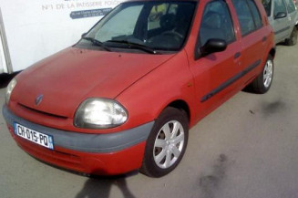Aile avant gauche RENAULT CLIO 2