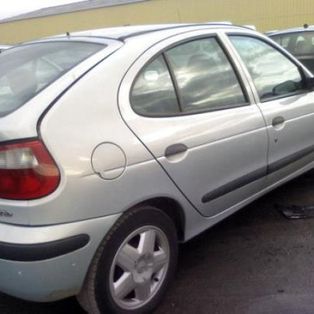 Pompe de direction RENAULT MEGANE 1