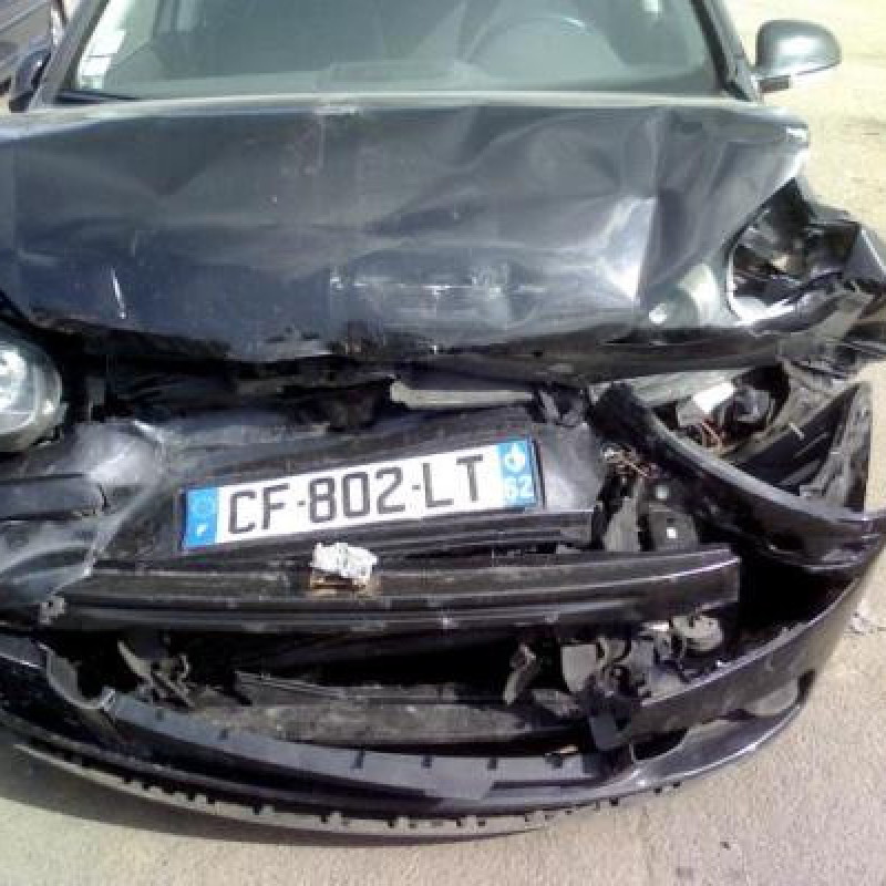 Bras essuie glace avant gauche VOLKSWAGEN GOLF 5 Photo n°3