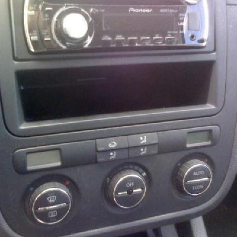 Bras essuie glace avant gauche VOLKSWAGEN GOLF 5 Photo n°8