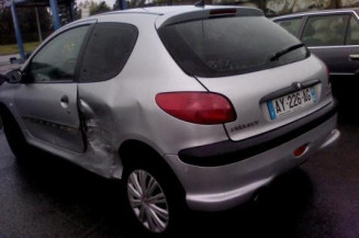 Bras essuie glace avant droit PEUGEOT 206