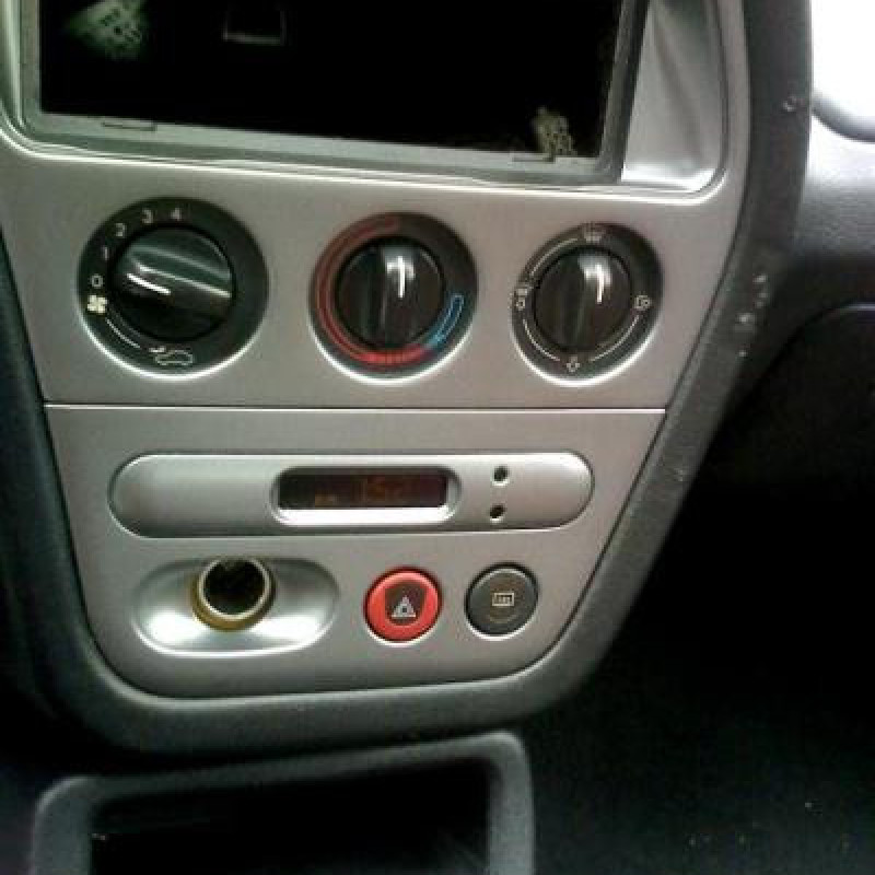 Commande chauffage PEUGEOT 306 Photo n°9