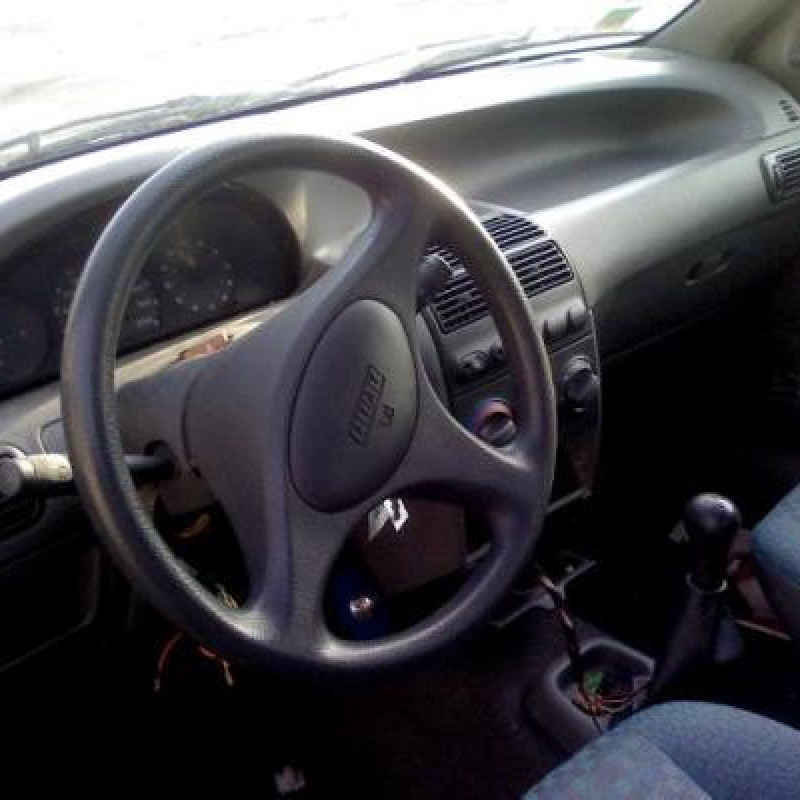 Bras essuie glace avant gauche FIAT PUNTO 1 Photo n°6