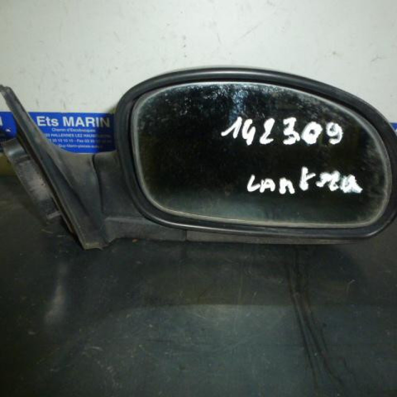 Retroviseur droit HYUNDAI LANTRA 2 Photo n°1