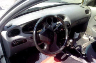 Retroviseur droit HYUNDAI LANTRA 2