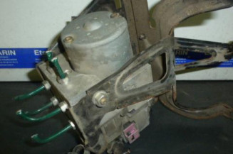 Bloc ABS (freins anti-blocage) OPEL CORSA C Photo n°1