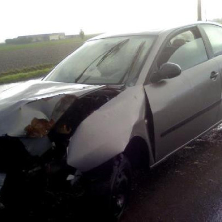 Bras essuie glace avant droit SEAT IBIZA 3