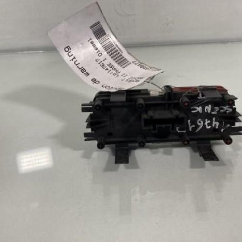 Bouton de warning RENAULT SCENIC 2 Photo n°3