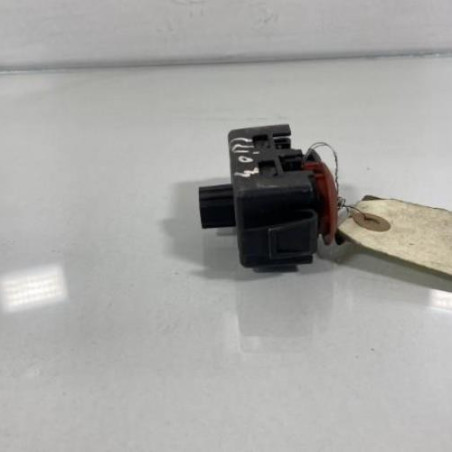 Bouton de warning RENAULT CLIO 3