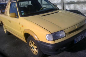 Retroviseur droit SKODA FELICIA