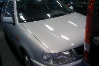 Optique avant principal gauche (feux)(phare) VOLKSWAGEN POLO 3