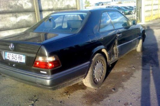 Serrure avant droit MERCEDES CLASSE E 124