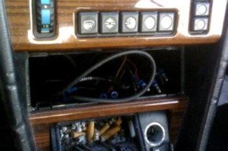 Serrure avant droit MERCEDES CLASSE E 124