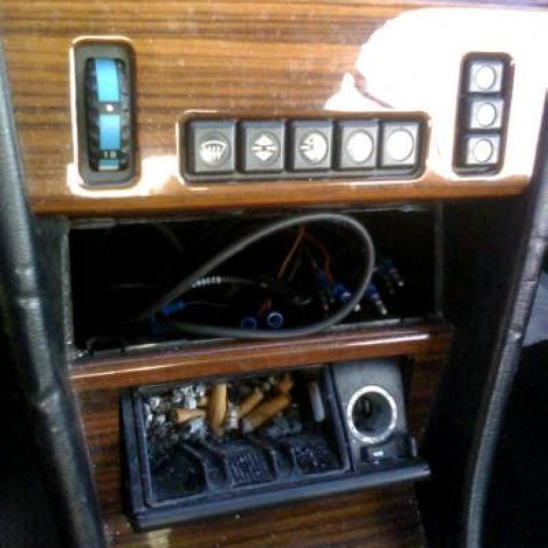 Serrure avant droit MERCEDES CLASSE E 124 Photo n°9