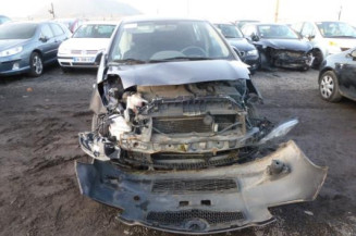 Bras essuie glace avant droit TOYOTA YARIS 2