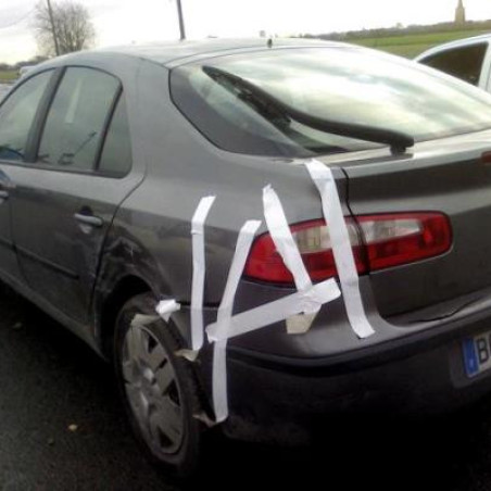 Calandre RENAULT LAGUNA 2