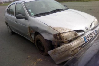Alternateur RENAULT MEGANE 1