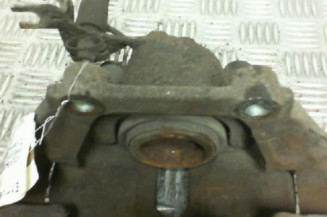 Etrier avant droit (freinage) VOLKSWAGEN PASSAT 4